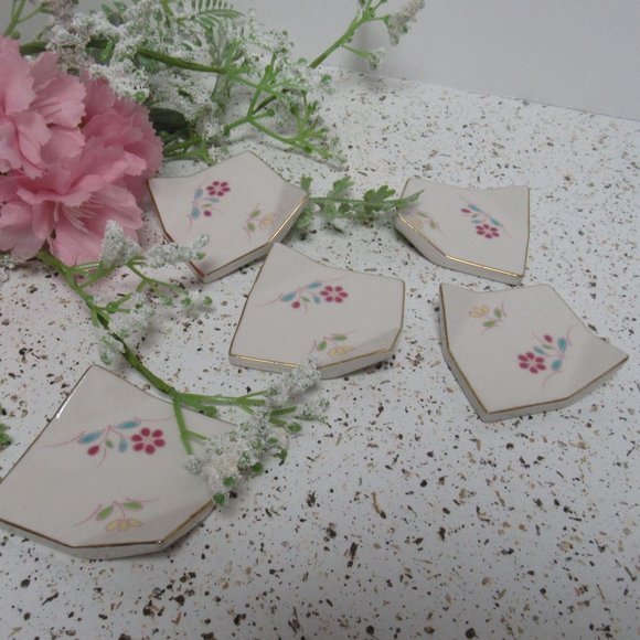 Flower Ceramic "Hashi-oki" Chopstick Rest - Picture 9 of 9